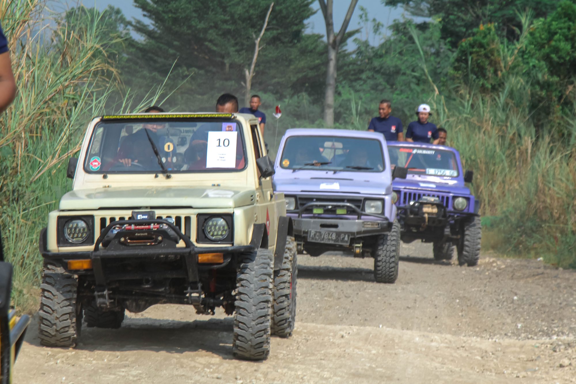 Wisata Off Road dengan Suzuki Caribian