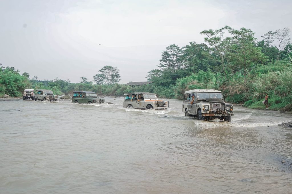 outing offroad di sungai bogor