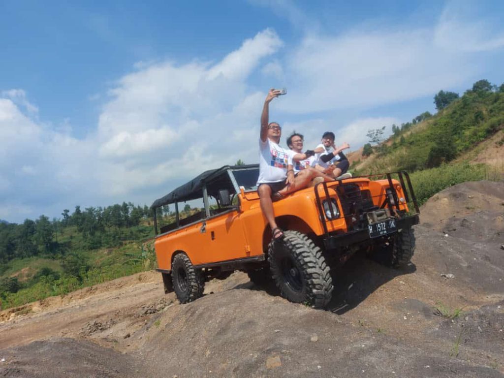 paket wisata outbond offroad keluarga di bogor murah